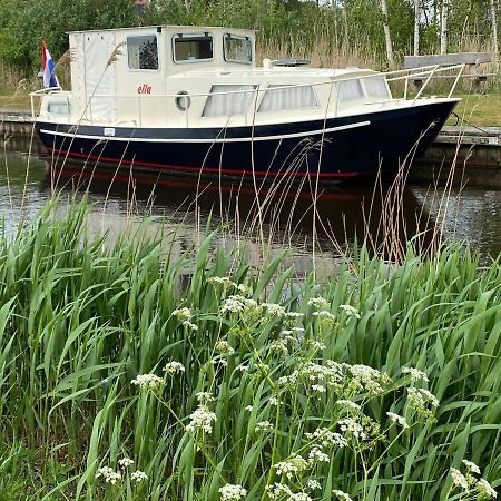 Jutrijp Boat Ella - Kamperen Op Het Water -Niet Om Mee Te Varen -Read Host Profile-Lees Hostprofiel المظهر الخارجي الصورة